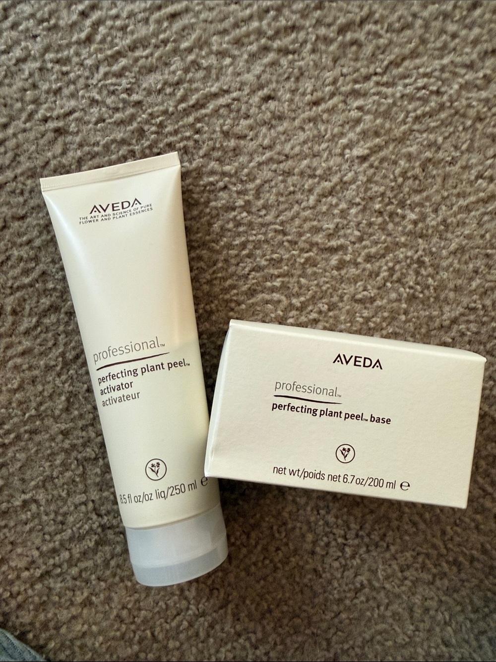 AVEDA Perfecting Plant Peel Set - Cream